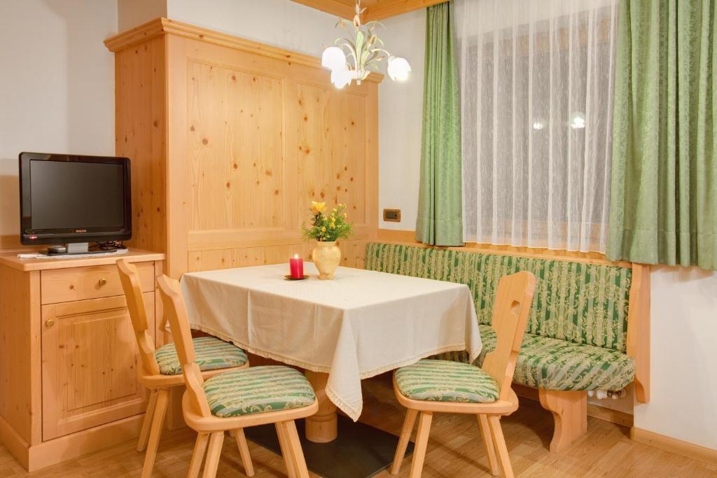 סאן קאסיאנו Residence Forcelles חדר תמונה